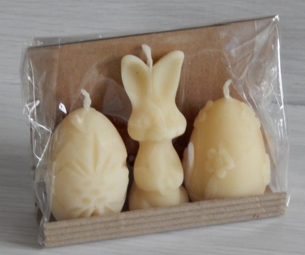 Trzy Świeczki z wosku pszczelego: dwie pisanki i zajączek